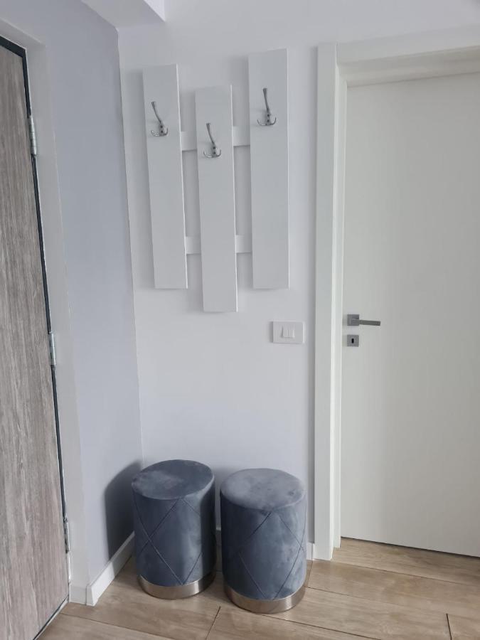 Phoenix Luxury Apartment Oradea Bagian luar foto