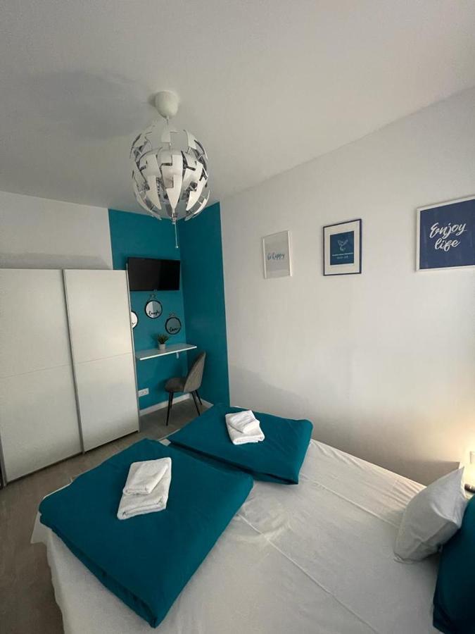 Phoenix Luxury Apartment Oradea Bagian luar foto